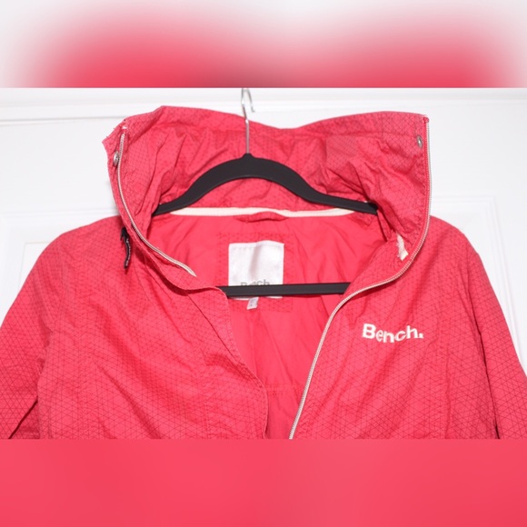 Red Branded Bench Jacket - Picture 4 of 8